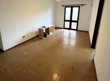 Departamento · 93m² · 3 Ambientes · Ovido Lgos 2800. Excelente Zona. 2 Dorm.