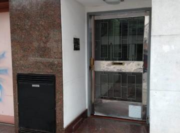 Departamento · 92m² · 3 Ambientes · Departamento 2 Dorm., Paraguay 2300. Ascensor.
