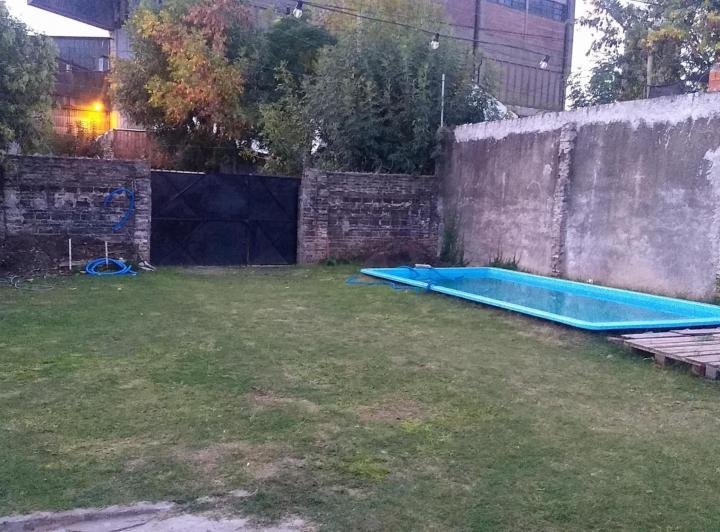 Terreno · 215m²