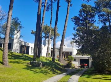 Casa · 184m² · 5 Ambientes · 1 Cochera · Codigo 640 - Pinamar - Casa en Alquiler
