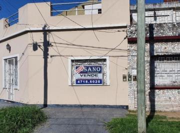 Casa de 3 ambientes, La Matanza · Propiedad en Venta en Ramos Mejia.