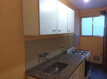 Departamento · 50m² · 3 Ambientes · Departamento de 50 m² con 2 Dorm. en Venta en Banfield
