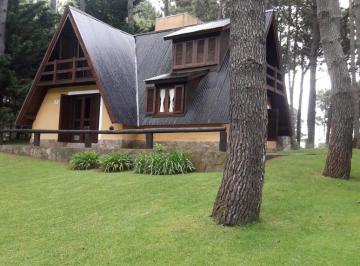Casa de 6 ambientes, Pinamar · Chalet Tipo Cabaña