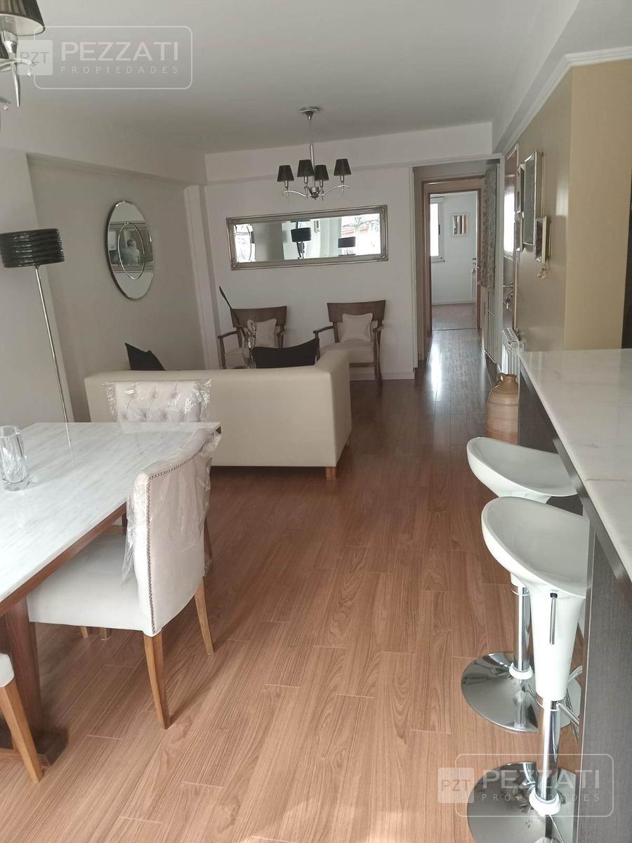 Impecable departamento de 3 ambientes ubicado a sòlo dos cuadras de Plaza Mitre