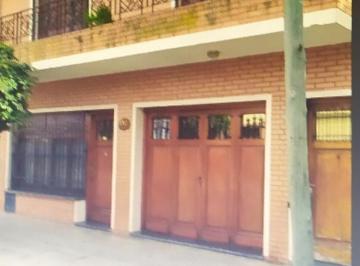 Casa de 4 ambientes, La Matanza · Casa en PH Reciclada 4 Amb - Garage - Parrilla - Terraza - Lavadero