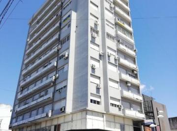 Departamento · 65m² · 3 Ambientes · Av meek'S N° 15, 8°
