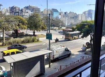 Vista a 9 de Julio y Santa Fe · C. Pellegrini 1079 y Sta. Fe 2 Amb con Dep Servicios Dño Fte