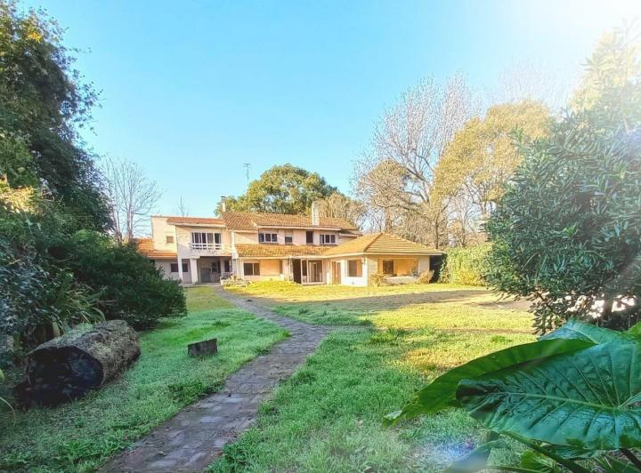 Casa · 453m² · 6 Ambientes