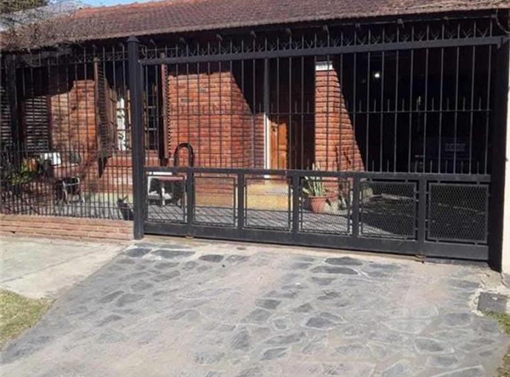 Casa · 80m² · 4 Ambientes