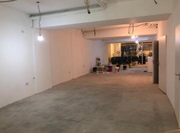 Local comercial · 132m² · Local a Estrenar a m de 9 de Julio, Zona Facultades