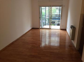 Departamento de 3 ambientes, Villa Urquiza · Depto. 3 Ambientes Al Frente con Balcon y Cochera Cubierta Fija