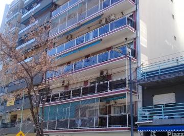Departamento de 2 ambientes, Villa Urquiza · Venta Villa Urquiza, Departamento 2/3 Ambientes, Baulera, Fte a La Plaza