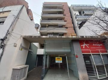 Foto · Dpto 1 y 12 Dorm. y 2 Patios, Caseros 827, B Alberdi