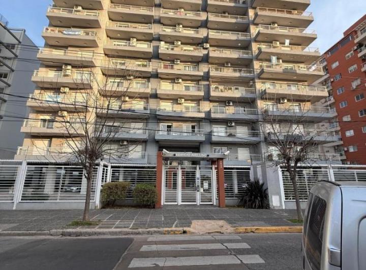 Departamento · 40m² · 2 Ambientes · 1 Cochera