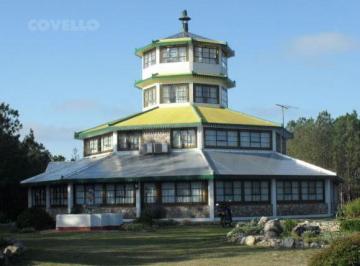 Campo · 2000000m² · 8 Ambientes · Estancia en Venta en Paso Antolín, Colonia
