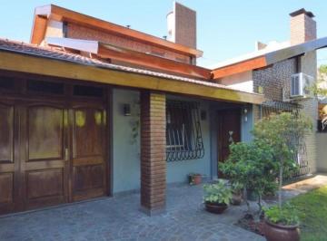 Casa · 250m² · 5 Ambientes · 3 Cocheras · Casa en Venta - Ituzaingó Norte