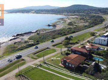 Casa en Piriápolis (Playa Grande) - Ref. 4664 · Casa en Piriápolis (Playa Grande) - Ref. 4664