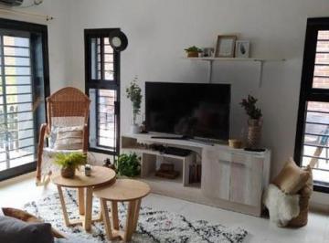 Casa · 180m² · 4 Ambientes · Casa en Venta en Quilmes Oeste