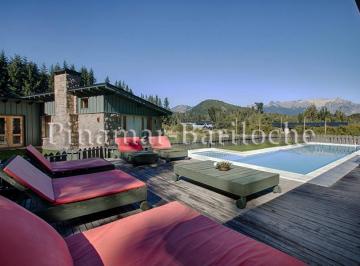 Casa de 6 ambientes, San Carlos de Bariloche · Casa en Alquiler Península de San Pedro - 5 Dorm. - Pileta - 439