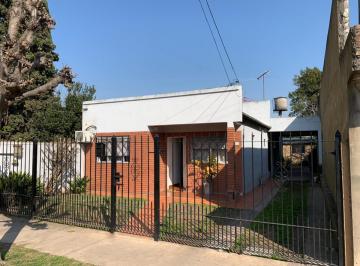 Casa · 263m² · 3 Ambientes · Santilli - Jujuy 1117 - Jose Marmol
