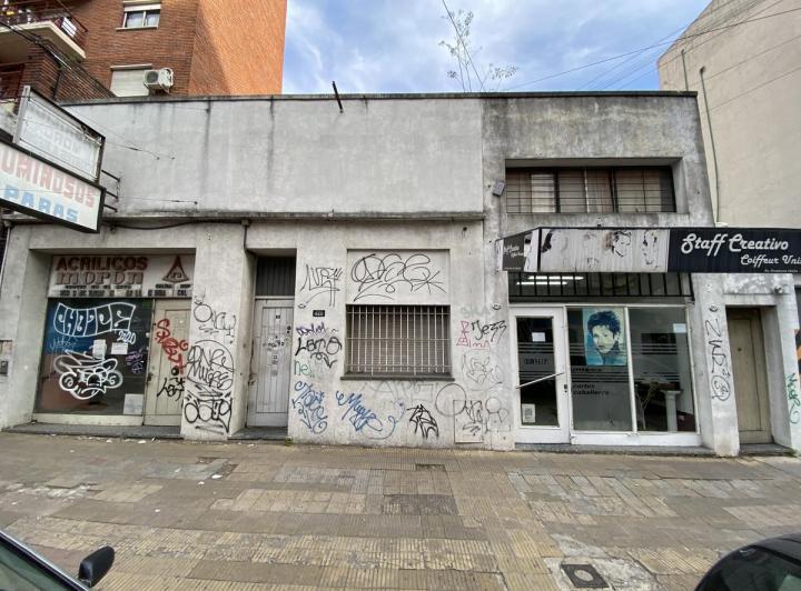 Terreno · 256m²