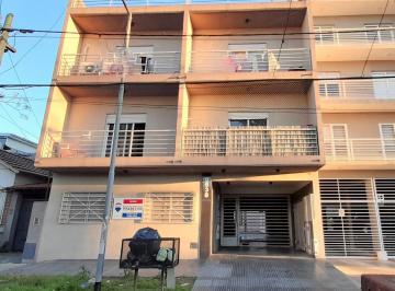 Departamento · 43m² · 2 Ambientes · 1 Cochera · Departamento 2 Ambientes con Cochera Oportunidad!