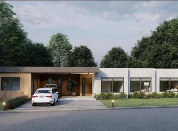 Casa · 227m² · 5 Ambientes · 4 Cocheras · Casa Al Mejor Precio - Barrio El Principado