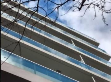 Departamento de 2 ambientes, Flores · Dúplex Doble Altura, Balcón, Muy Lumin, Toilette, Suite, Balcón, Lavad. Apto Prof