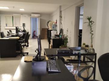 Oficina comercial · 360m² · Se Vende: Colon 66. Bateria de 8 Oficinas