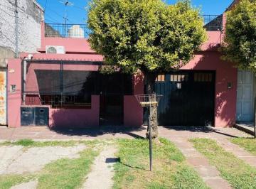 PH · 71m² · 3 Ambientes · 1 Cochera · Venta de Casa en PH Billinghurst