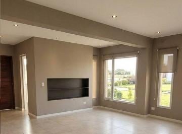 Casa de 4 ambientes, Escobar · Bustamante Prop # Puertos del Lago Acacias 10564 Casa Venta Escobar