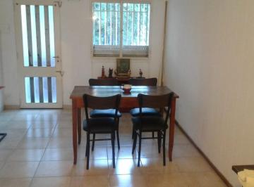 Departamento · 59m² · 3 Ambientes · Oroño y Uriburu. Departamento 1er Piso Ascensor.