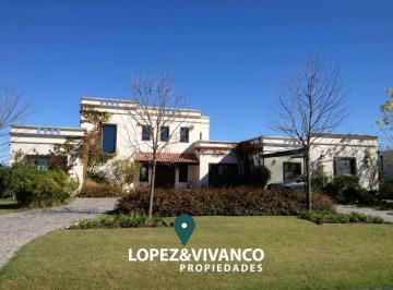 Casa de 5 ambientes, Pilar · Casa Venta en Pilar - Estancias Golf - Estancias