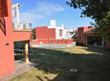 Casa de 6 ambientes, Córdoba · Urca 3dor Ste Pileta Calef Ctral 870 de Terreno Divina!