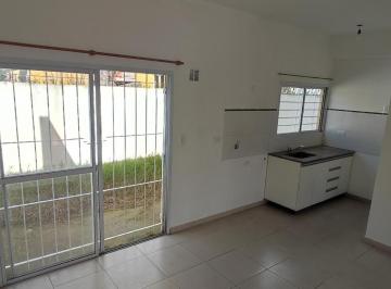 Departamento · 38m² · 2 Ambientes · 1 Cochera · Alquiler 2 Ambientes con Patio y Entrada de Auto.