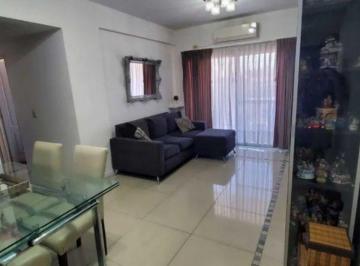 FRC-FRC-4253_2 · Oliden 700 Liniers 3amb U$150.000 Apto Prof y Cred