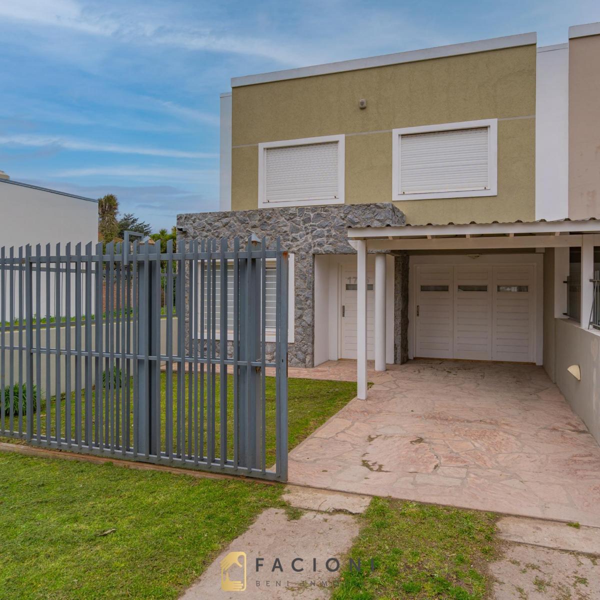Duplex 4 amb, 130m² con 2 cocheras — Caisamar