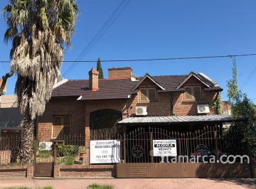 Casa · 300m² · 3 Dormitorios · Urca 3 Dorm. 400 m² de Terreno