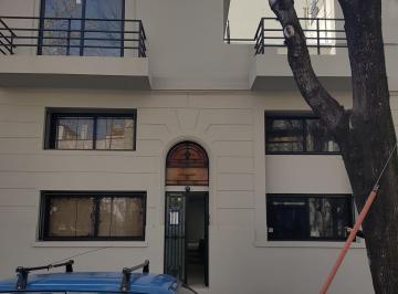 Casa de 9 ambientes, Caballito · Oportunidad! Hermosa Casa en Lote Propio en Venta en Caballito