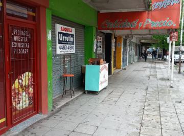 Local comercial , Morón · Crisólogo Larralde 600 - Morón - Morón