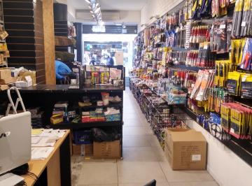 Local comercial , Once · Sarmiento y Pasteur. Oportunidad! Retasado!