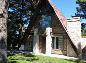 Casa de 4 ambientes, Pinamar · Casa en Pinamar Para 6 Personas Zona Lasalle