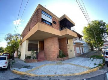 PH · 180m² · 5 Ambientes · 3 Cocheras · PH - Liniers