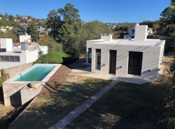 Casa de 5 ambientes, Villa Carlos Paz · Hermosa Casa en Venta a m del Lago en Villa Carlos Paz