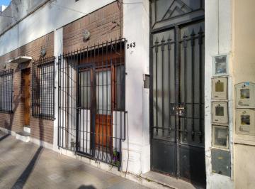 PH · 25m² · 2 Ambientes · PH Al Frente con Entrepiso