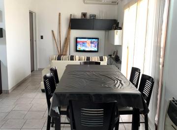 Departamento de 4 ambientes, Tres de Febrero · Departamento en Venta Caseros