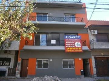 AVS-AVS-470_2 · Dpto. 2 Amb. a 1 Cuadra de Av Mitre y Sin Expensas.