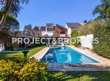Casa de 5 ambientes, Morón · Espectacular Casa en Venta Castelar Norte