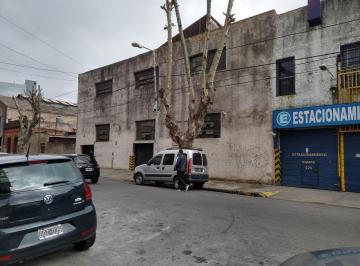 Garage · 14m² · 1 Cochera · Cochera Fija y Cubierta Avellaneda Centro Mtos de Avdas.