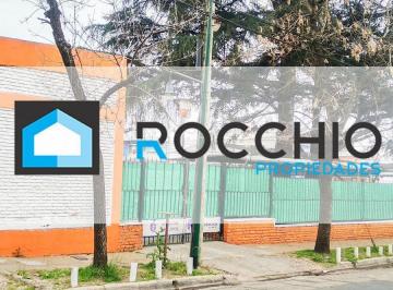 Local comercial · 422m² · 10 Cocheras · Local. | Av Rolon 2530